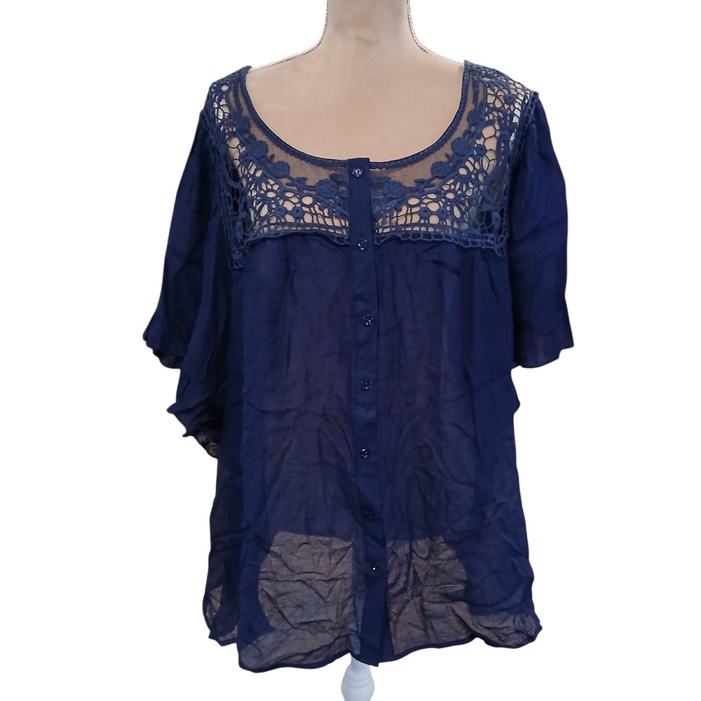 Avenue size 22/24 Navy Blue Crochet Lace Yoke Button Front Ruffle Sleeve Blouse